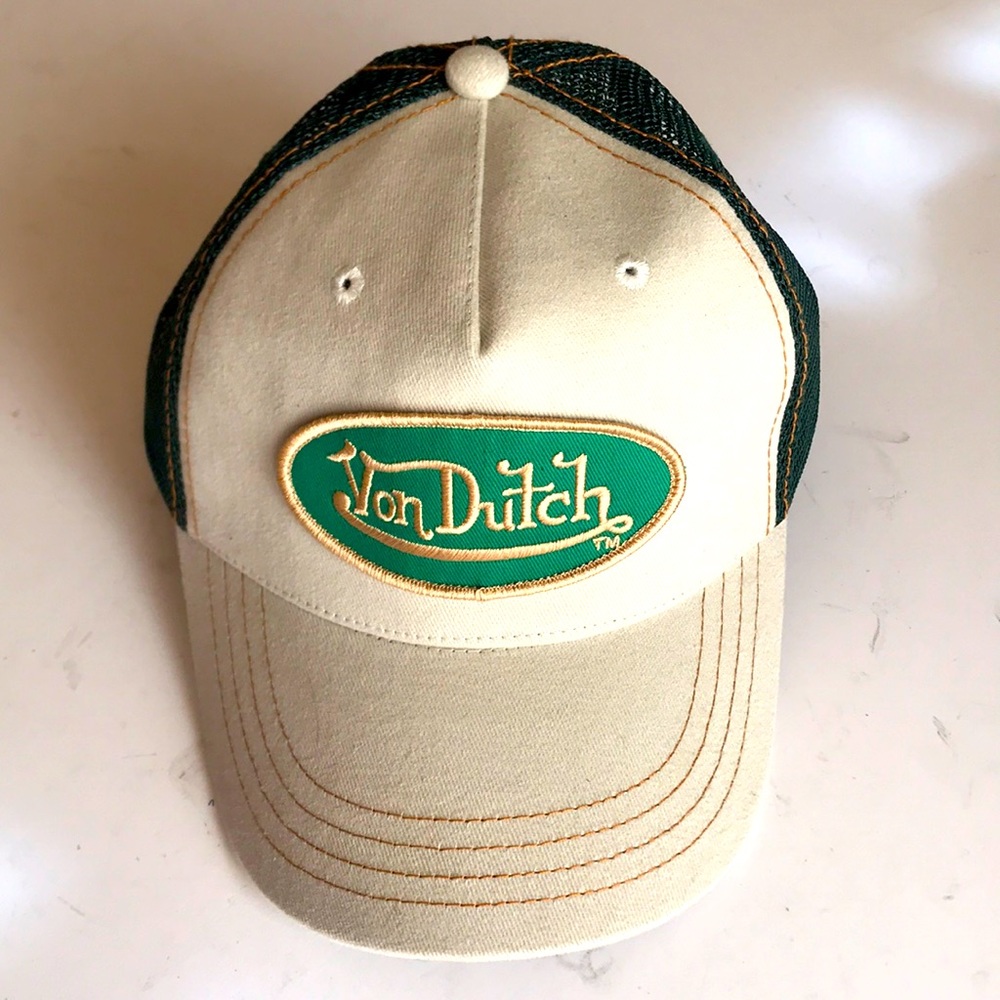 Von Dutch Trucker Cap NWOT- Boys Size 🧢